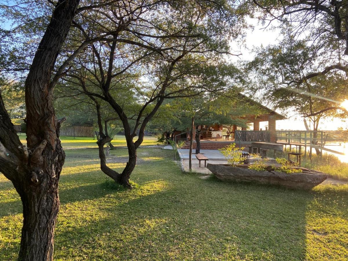 Kuvira River Camp Divundu Esterno foto