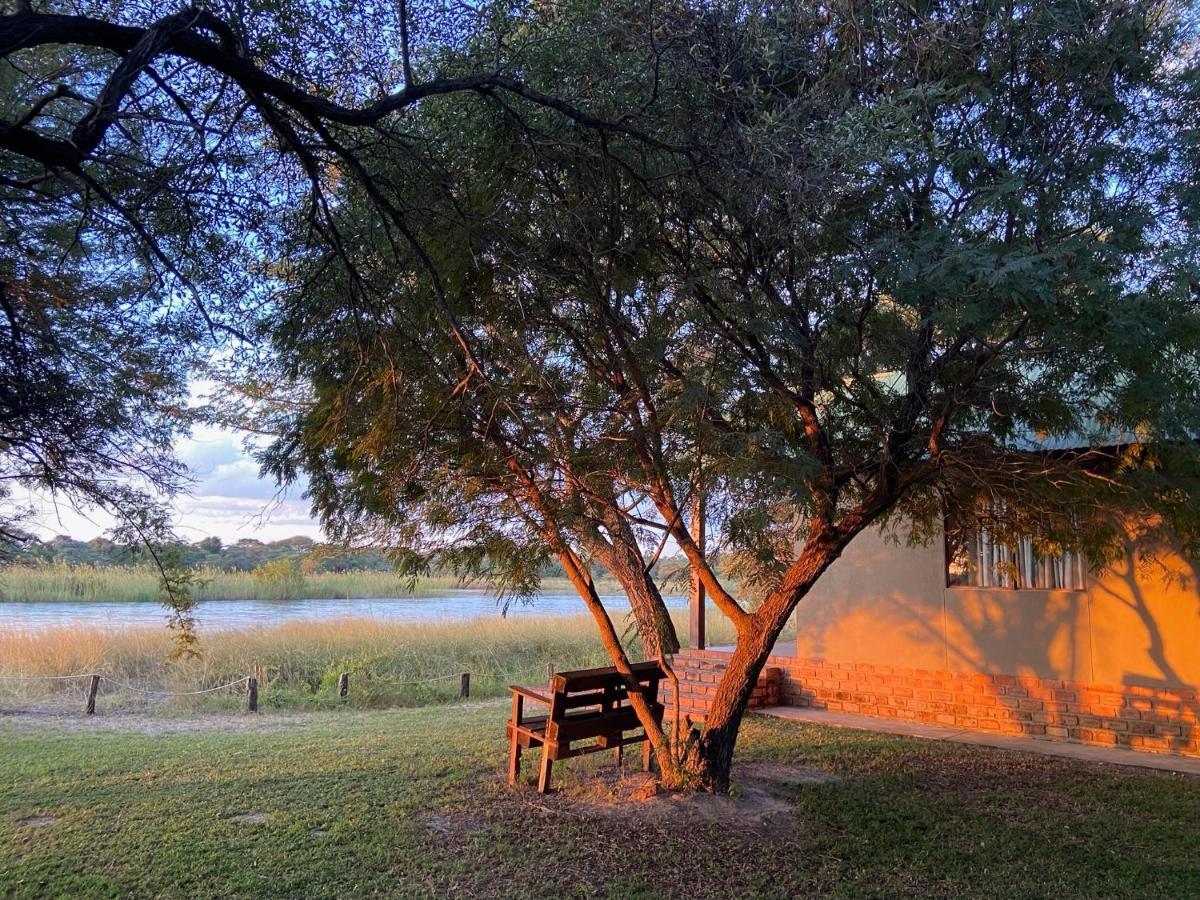 Kuvira River Camp Divundu Esterno foto